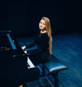 nauka gry na pianinie łódź, lekcje gry na pianinie łódź, nauka gry online, kurs gry na pianinie